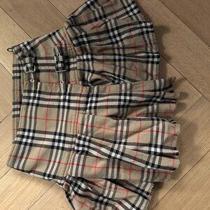 Burberry skirt